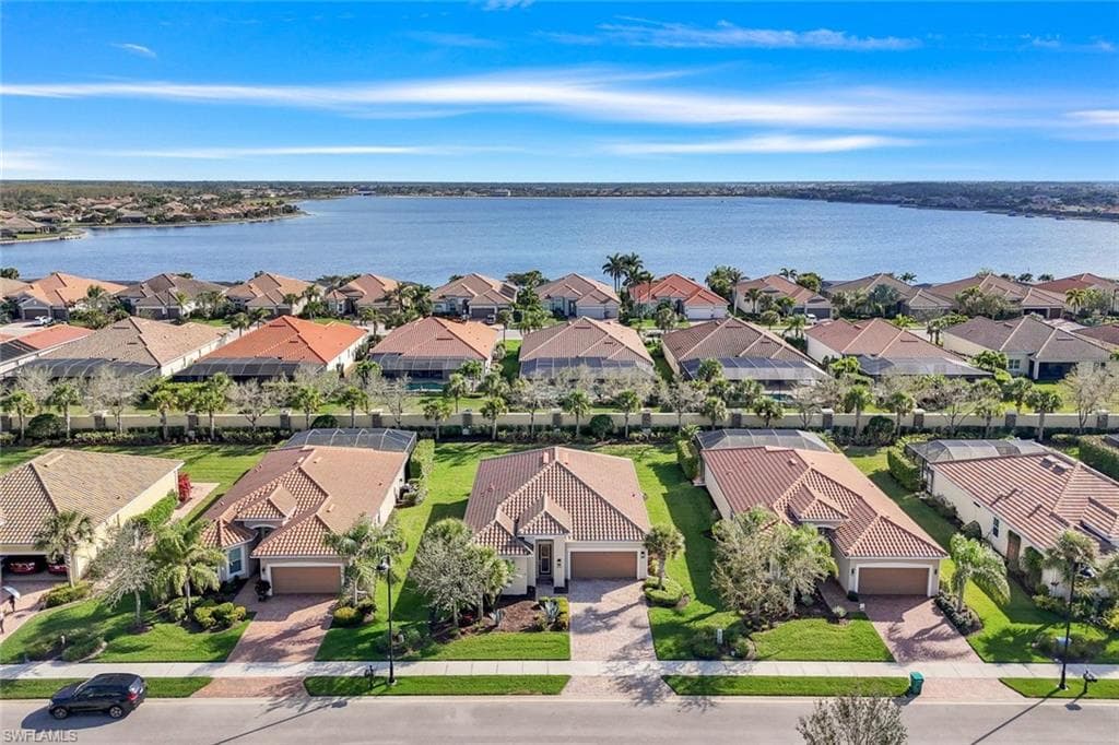 9308 Fieldstone Ln, Naples, FL 34120-30