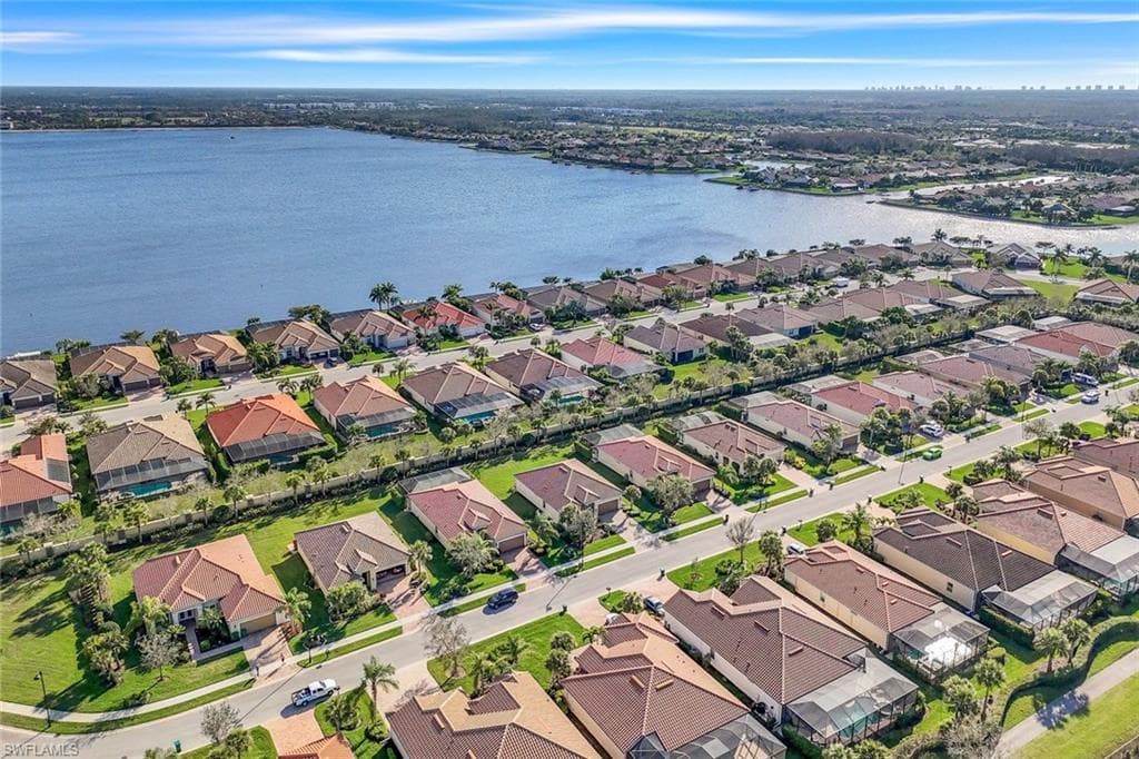9308 Fieldstone Ln, Naples, FL 34120-31