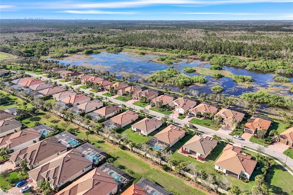 9308 Fieldstone Ln, Naples, FL 34120-33