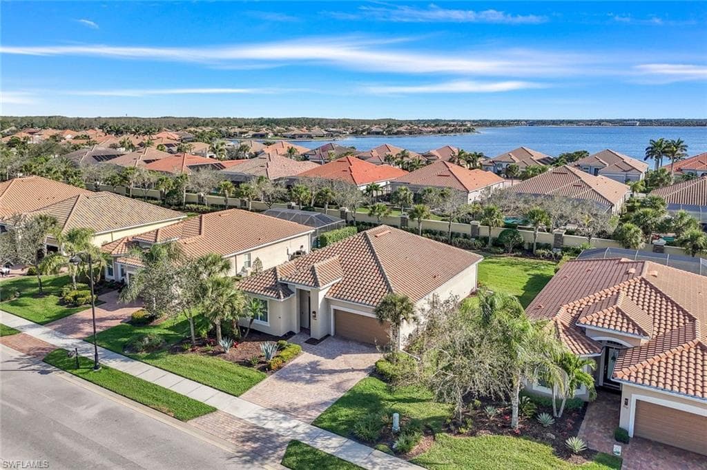 9308 Fieldstone Ln, Naples, FL 34120-3