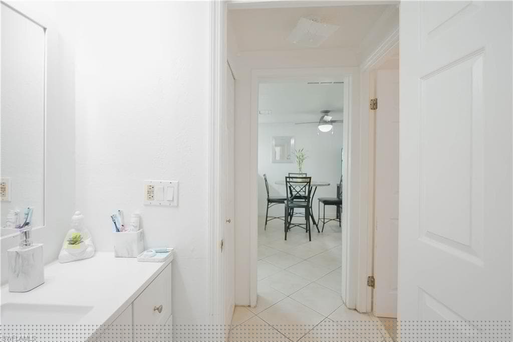 5215 Treetops Dr I, Naples, FL 34113-15