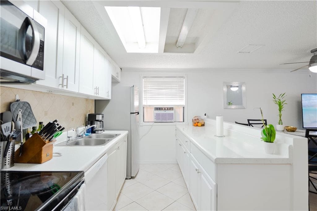 5215 Treetops Dr I, Naples, FL 34113-8