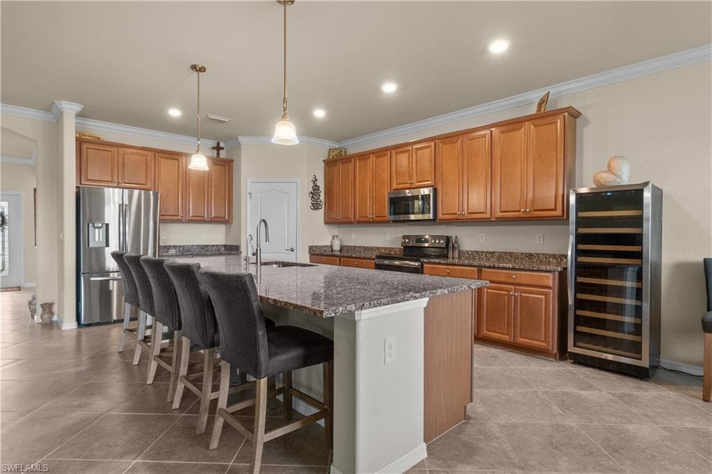 2290 Vermont Ln, Naples, FL 34120-5