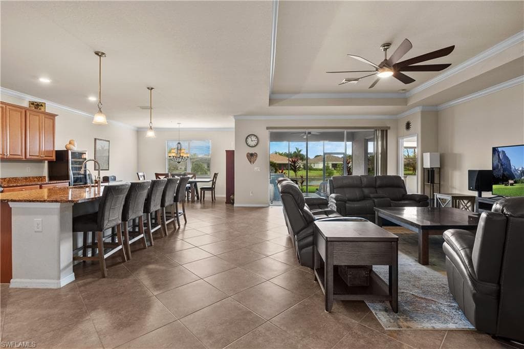 2290 Vermont Ln, Naples, FL 34120-6