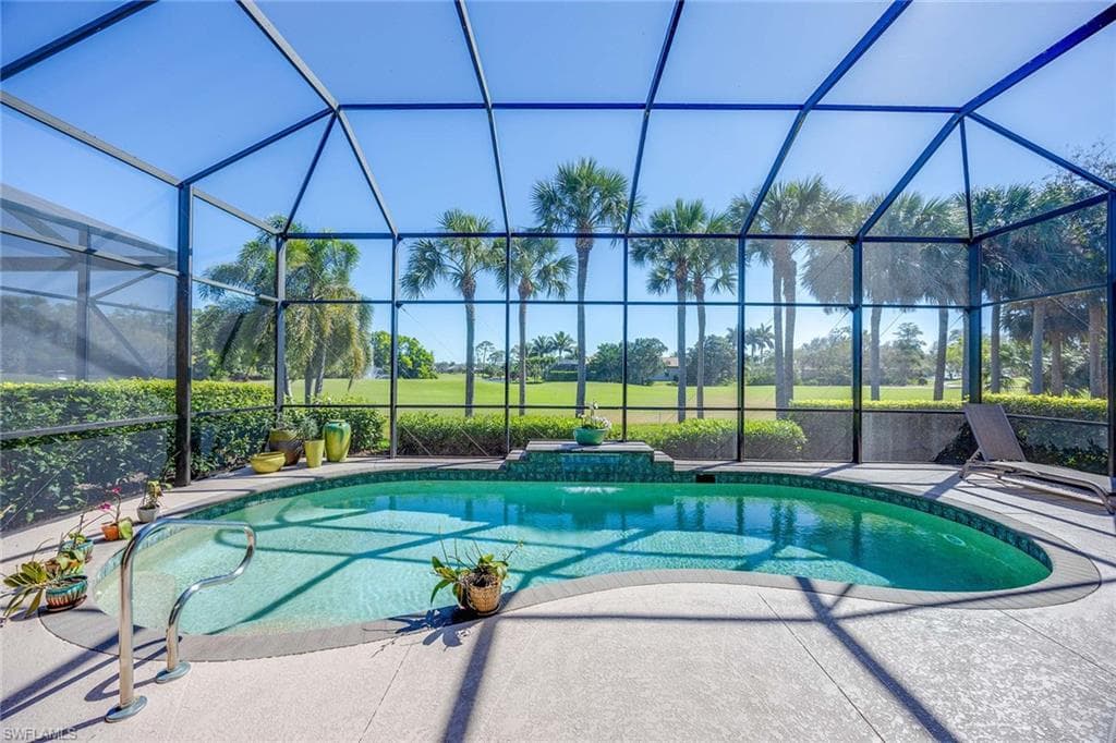 6574 Caldecott Dr, Naples, FL 34113-23