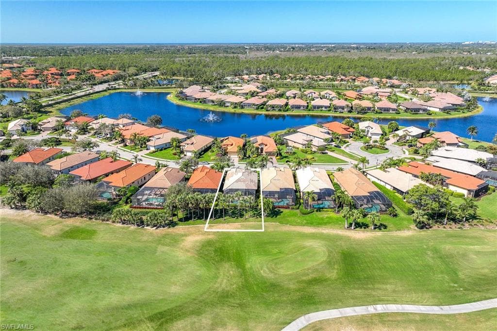 6574 Caldecott Dr, Naples, FL 34113-27