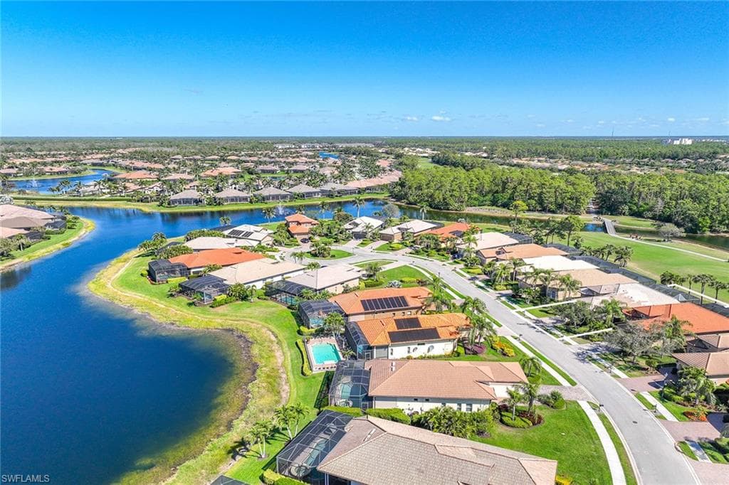 6574 Caldecott Dr, Naples, FL 34113-34