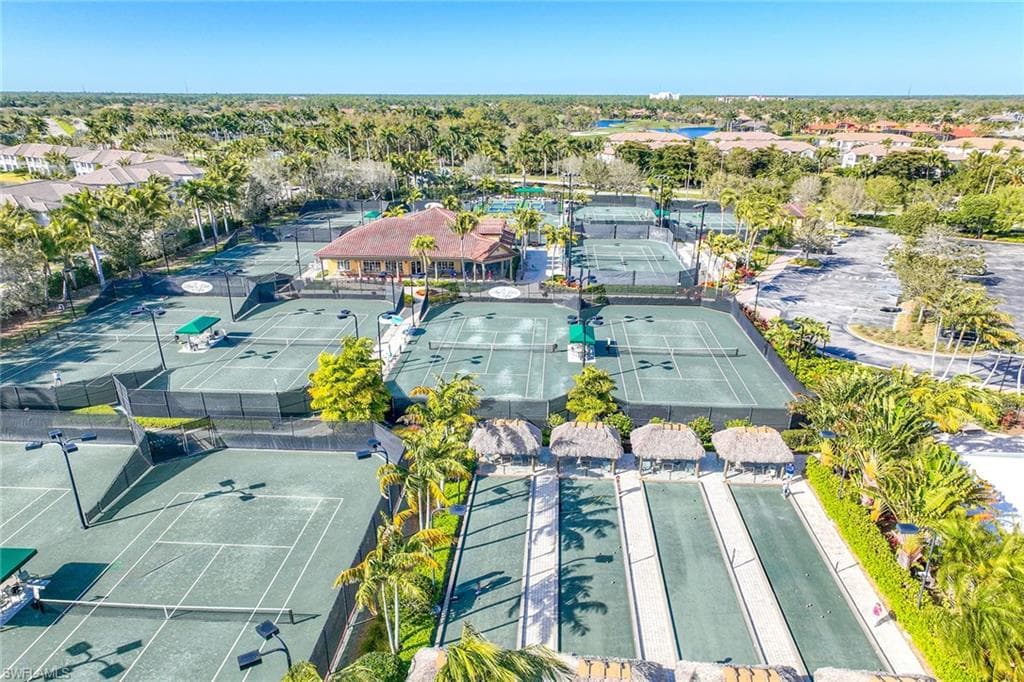 6574 Caldecott Dr, Naples, FL 34113-43