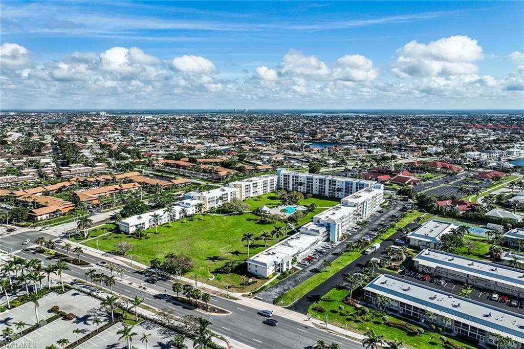 129 Collier Blvd B-405, Marco Island, FL 34145-19