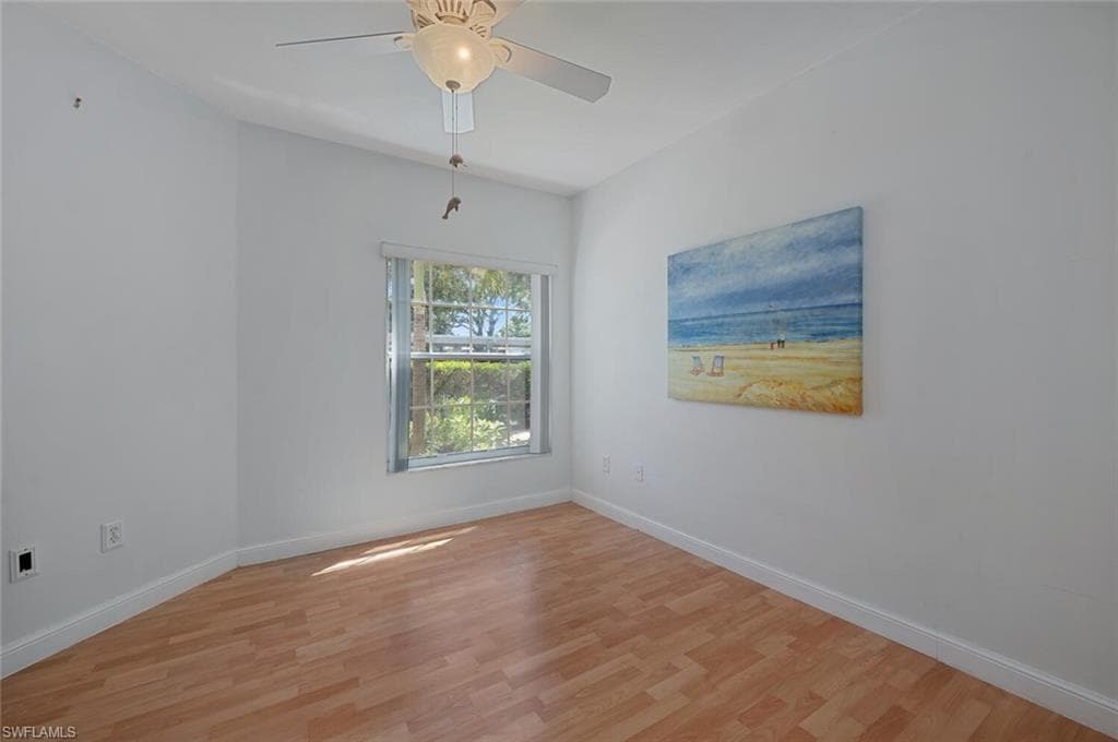 2585 Old Groves Rd 104, Naples, FL 34109-15