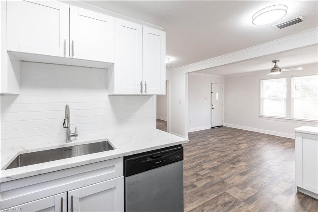 2217 Dora St, Fort Myers, FL 33901-9