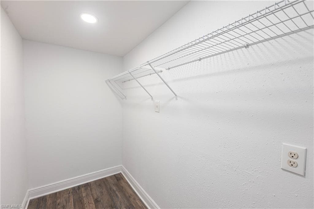 2217 Dora St, Fort Myers, FL 33901-17