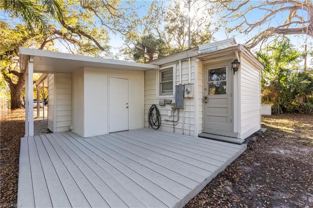 2217 Dora St, Fort Myers, FL 33901-26