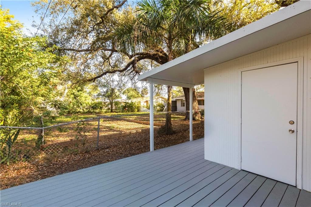 2217 Dora St, Fort Myers, FL 33901-28