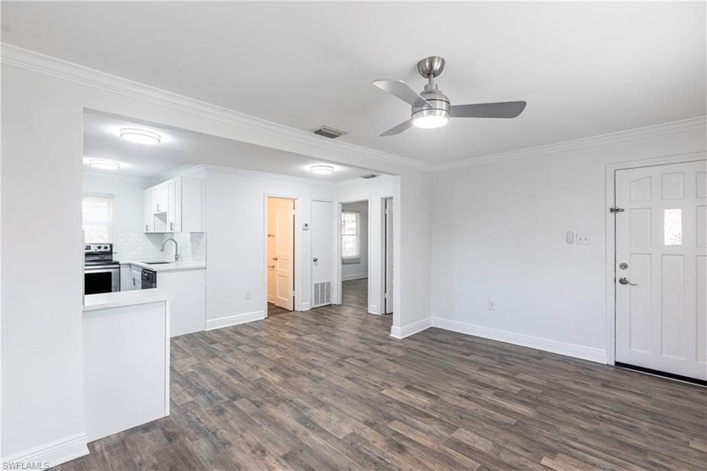 2217 Dora St, Fort Myers, FL 33901-5