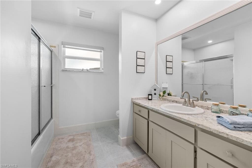 1252 Pompei Ln, Naples, FL 34103-40