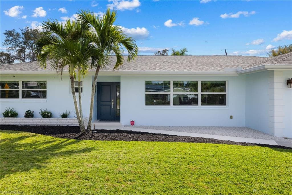 1252 Pompei Ln, Naples, FL 34103-50