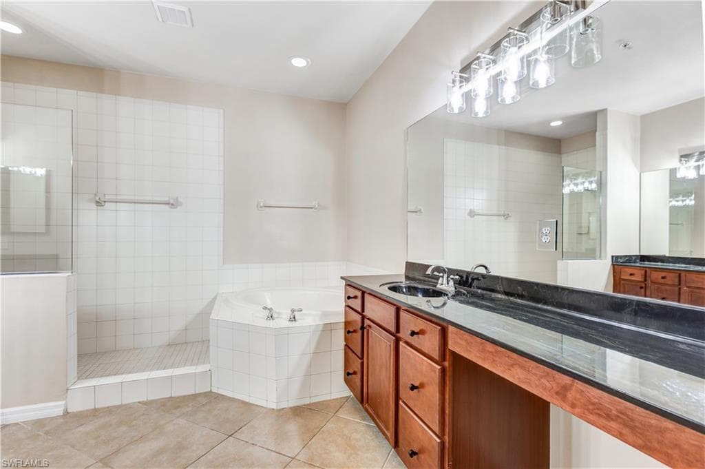 12866 Carrington Cir 202, Naples, FL 34105-17