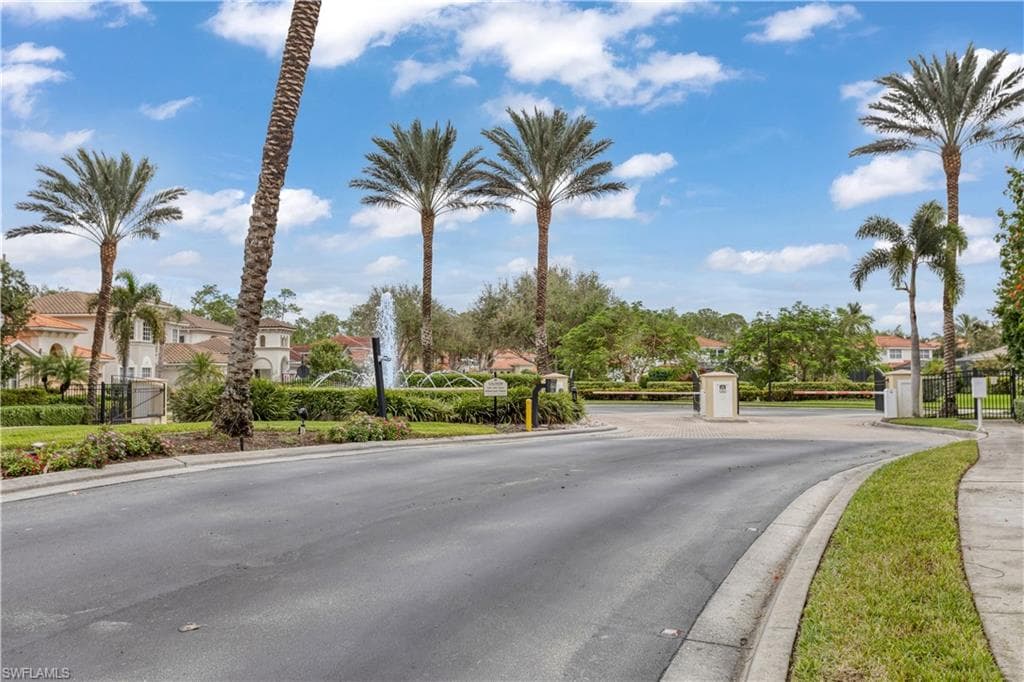 12866 Carrington Cir 202, Naples, FL 34105-32