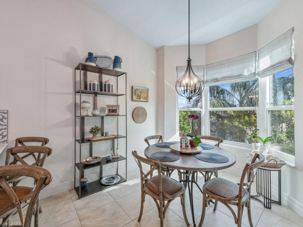 247 Colonade Cir, Naples, FL 34103-12