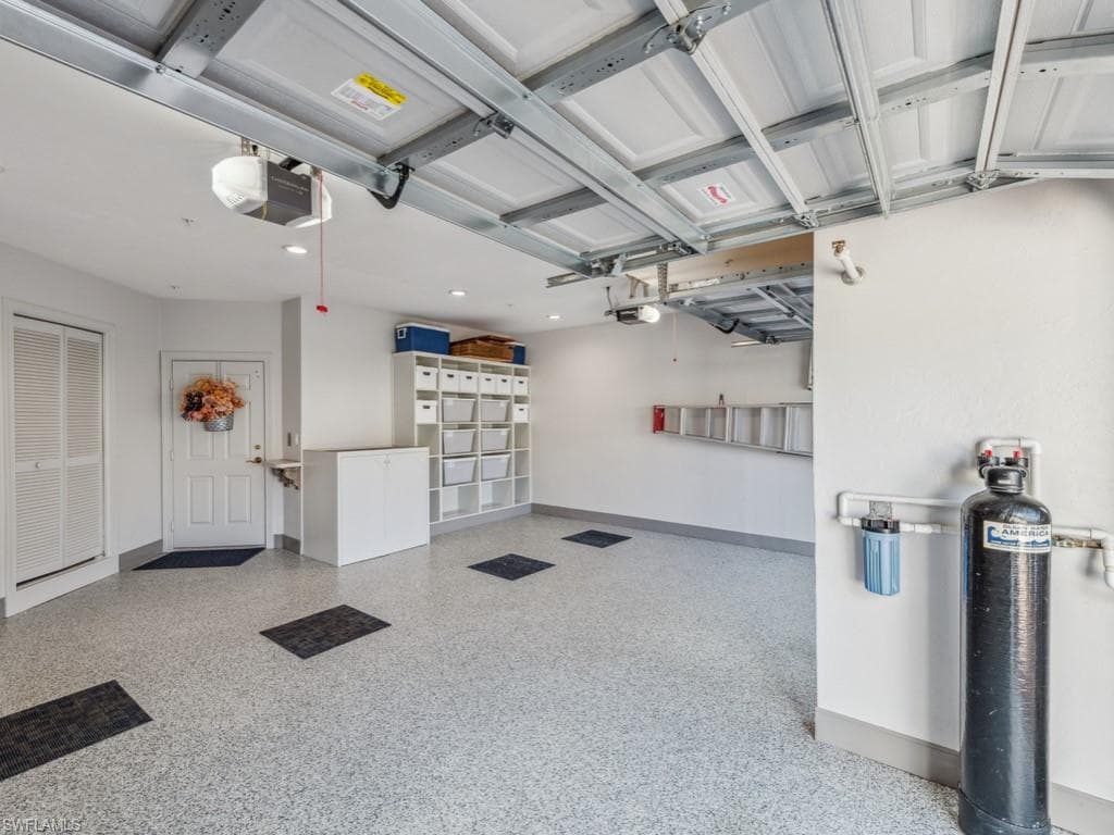 247 Colonade Cir, Naples, FL 34103-26