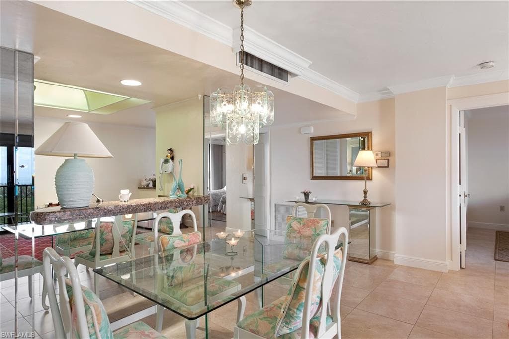 17 Bluebill Ave 1103, Naples, FL 34108-8