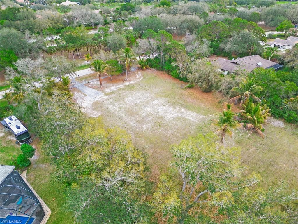 172 Hickory Rd, Naples, FL 34108-20