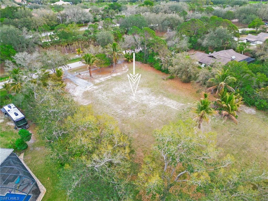 172 Hickory Rd, Naples, FL 34108-21