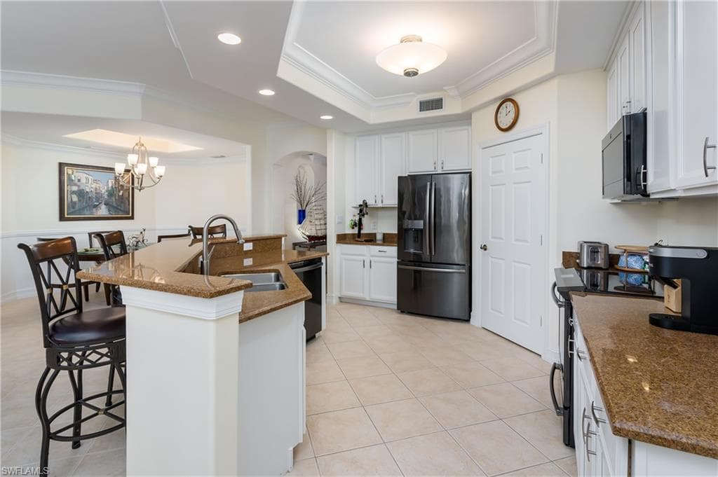 1281 Rialto Way, Naples, Fl 34114-17