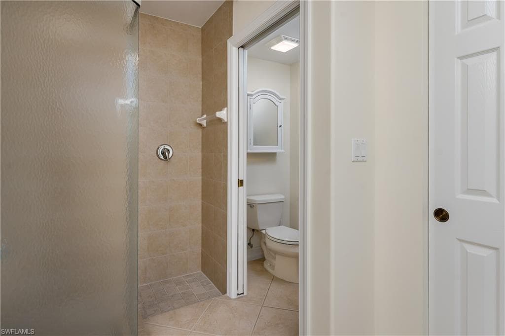 1281 Rialto Way, Naples, Fl 34114-23