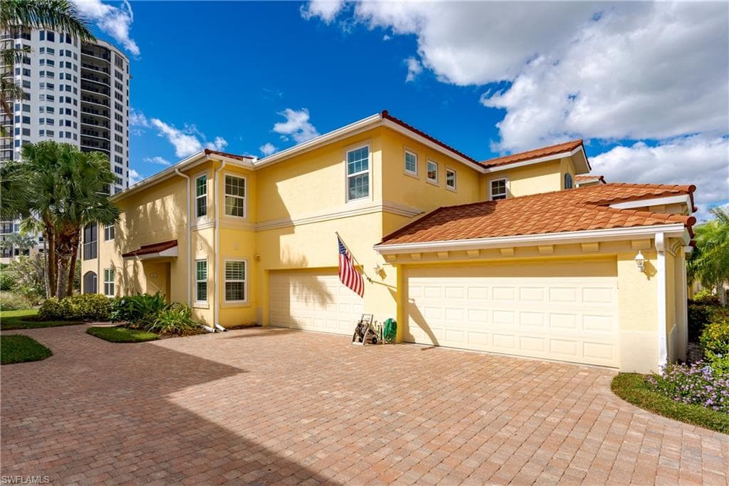 1281 Rialto Way, Naples, Fl 34114-1