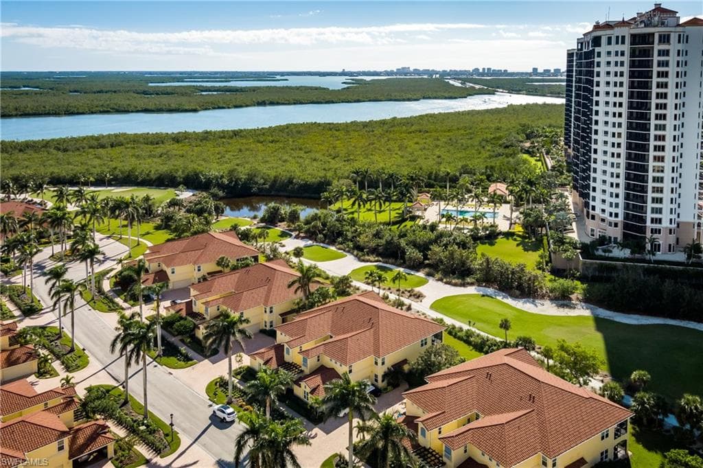 1281 Rialto Way, Naples, Fl 34114-32