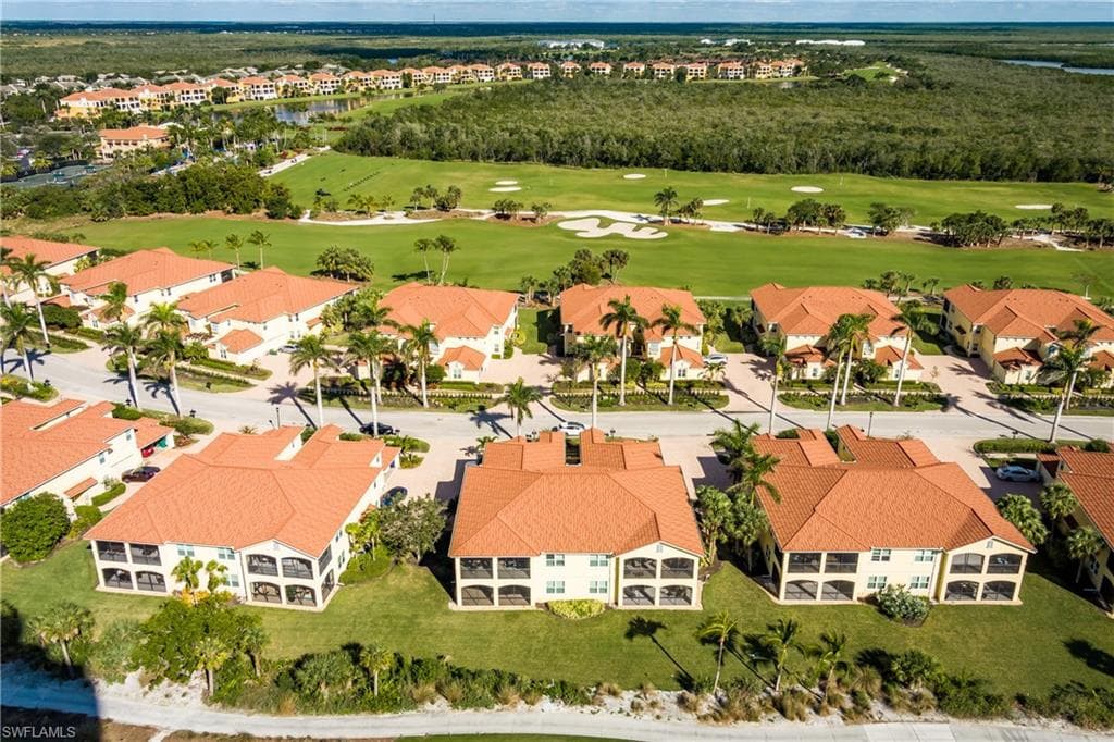 1281 Rialto Way, Naples, Fl 34114-33