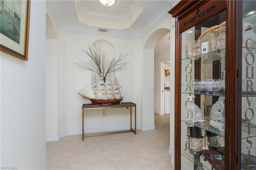 1281 Rialto Way, Naples, Fl 34114-4