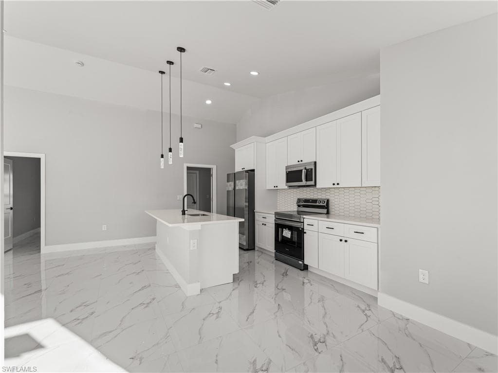 1242 22nd Ave, Cape Coral, FL 33993-11
