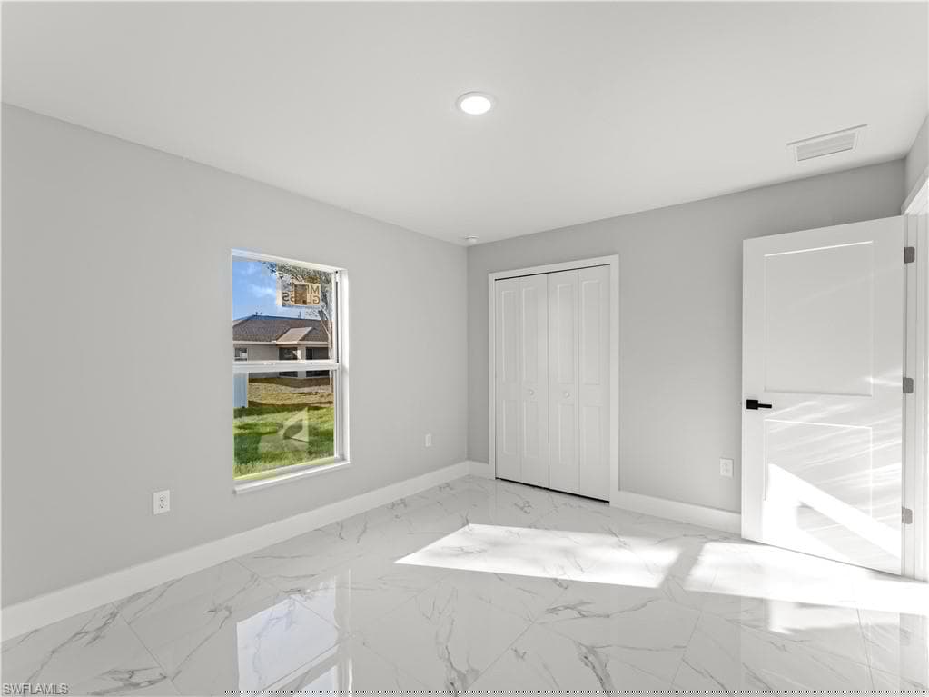 1242 22nd Ave, Cape Coral, FL 33993-23