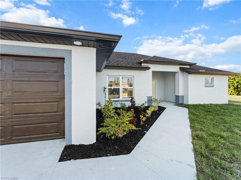 1242 22nd Ave, Cape Coral, FL 33993-31