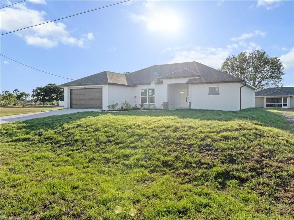 1242 22nd Ave, Cape Coral, FL 33993-4