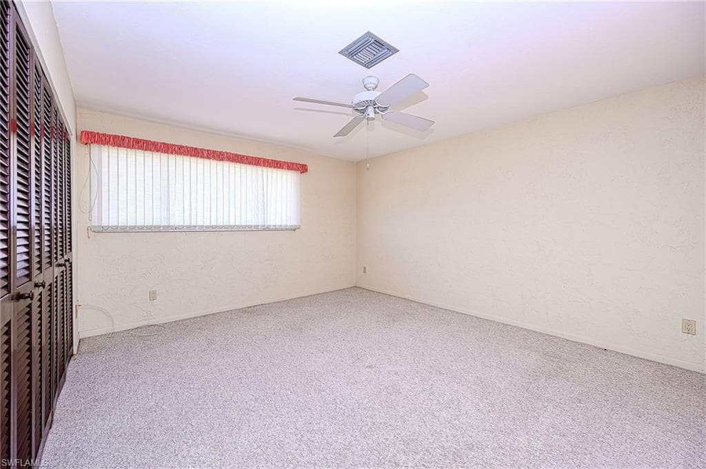828 Wiggins Pass Rd 11, Naples, FL 34110-29