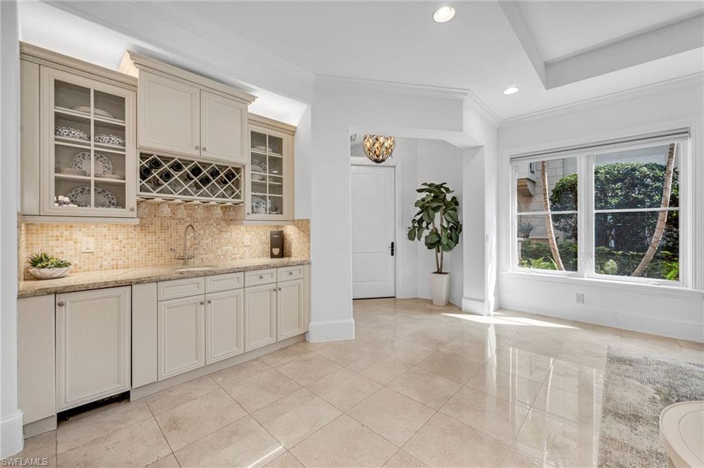 2306 Tradition Way 101, Naples, FL 34105-5
