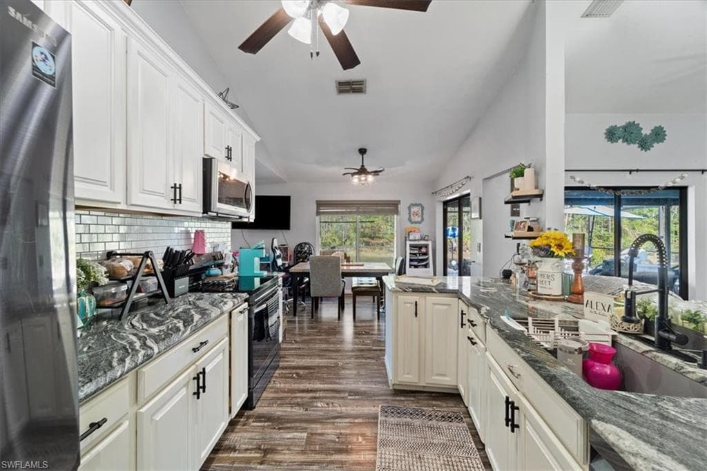 19235 Cypress Vista Cir, Fort Myers, FL 33967-11