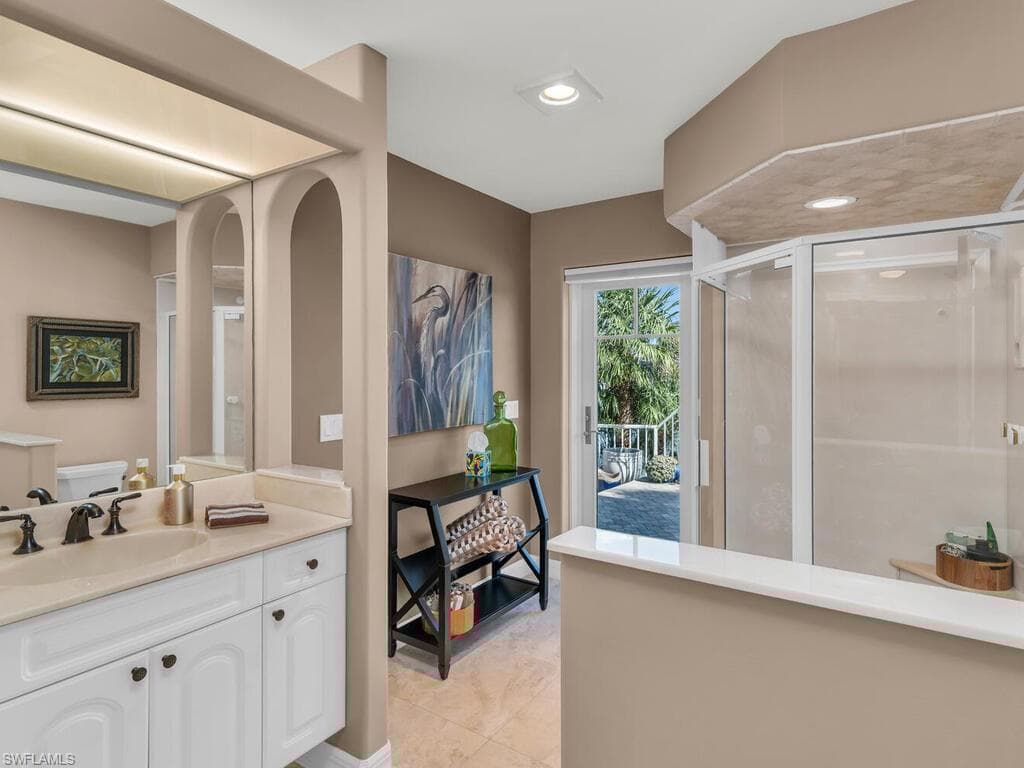 482 Clifton Ct, Marco Island, FL 34145-21