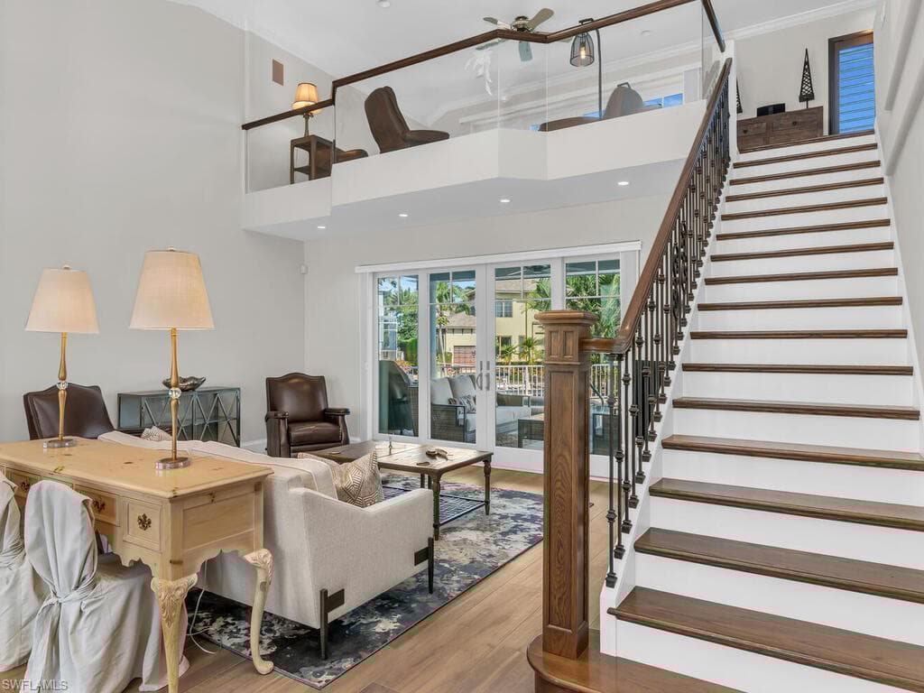482 Clifton Ct, Marco Island, FL 34145-22