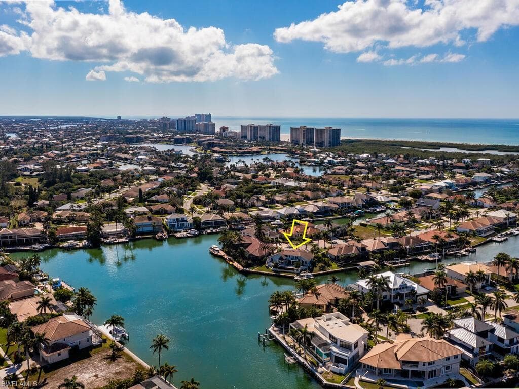 482 Clifton Ct, Marco Island, FL 34145-44