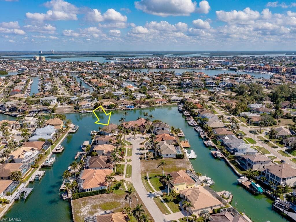 482 Clifton Ct, Marco Island, FL 34145-45