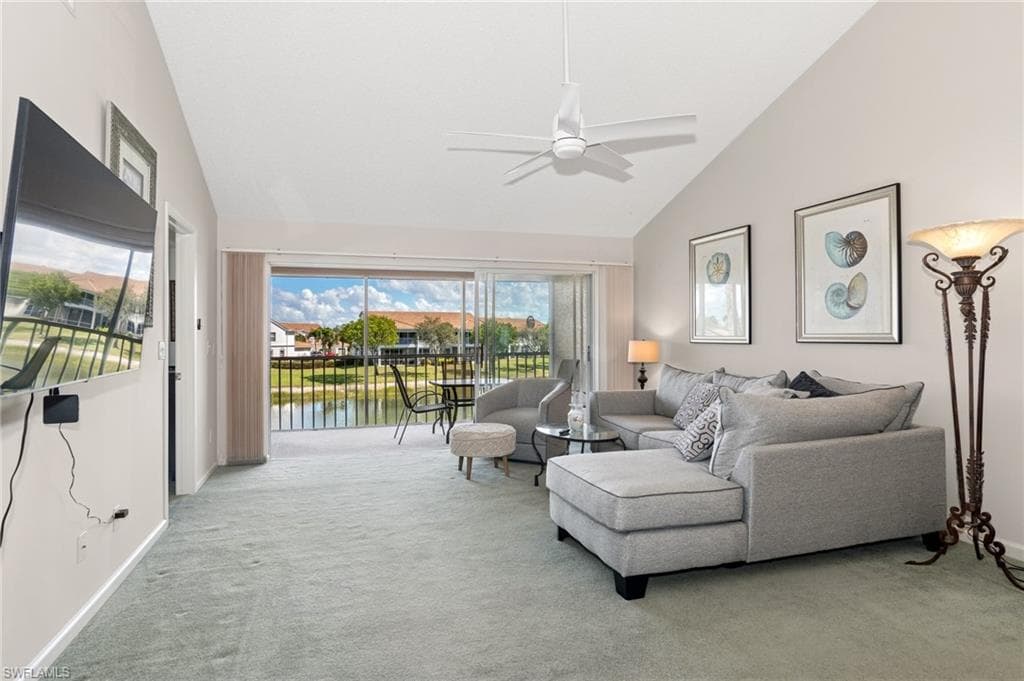 500 Saratoga Cir F205, Naples, FL 34104-3