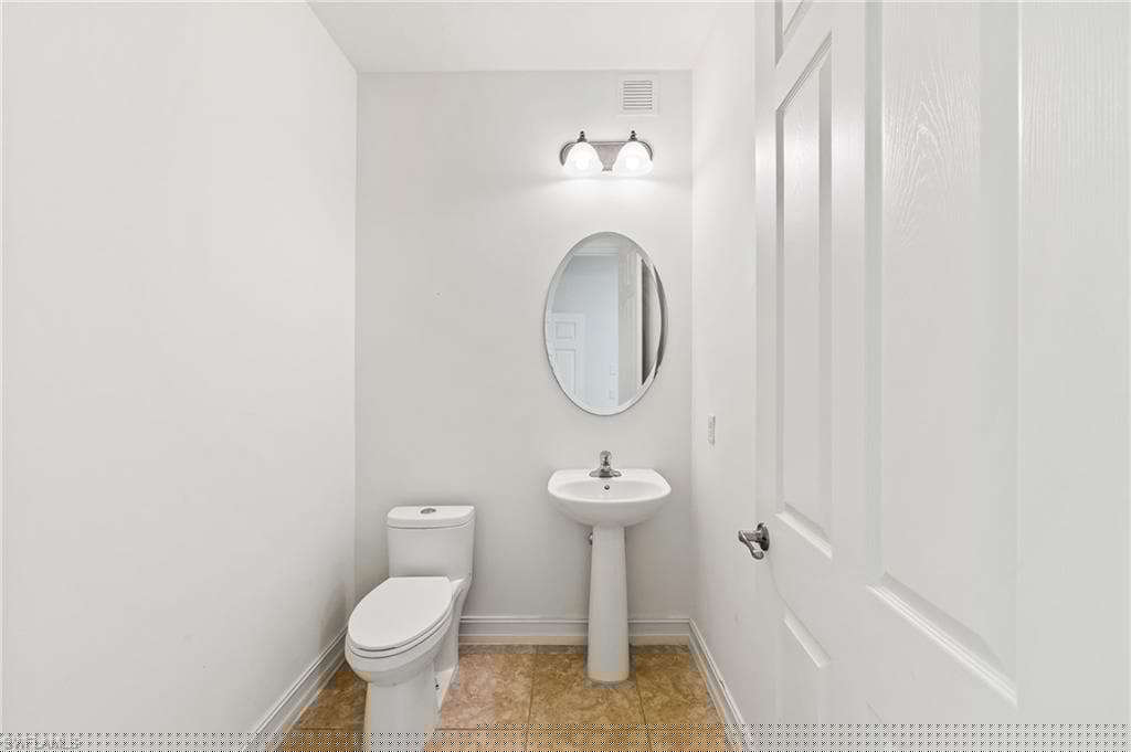 9147 Delano St 9605, Naples, FL 34113-18