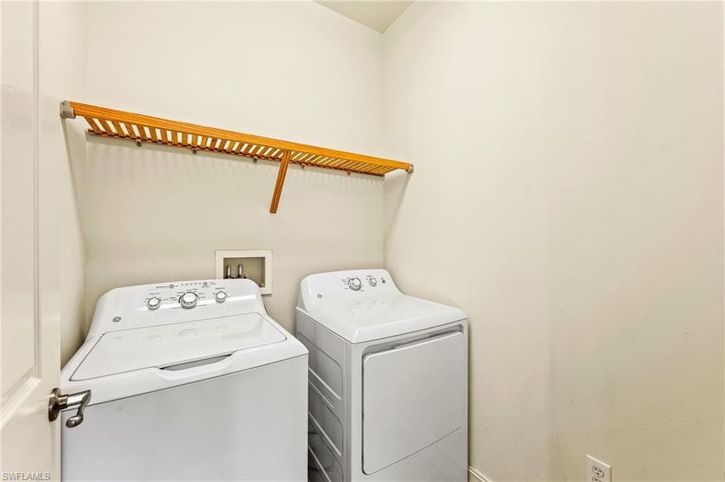 9147 Delano St 9605, Naples, FL 34113-41