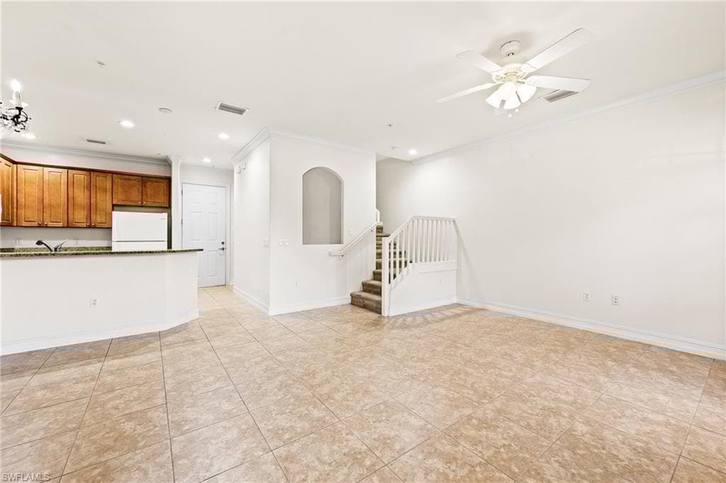 9147 Delano St 9605, Naples, FL 34113-6
