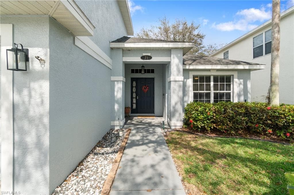 71 Burnt Pine Dr, Naples, FL 34119-4